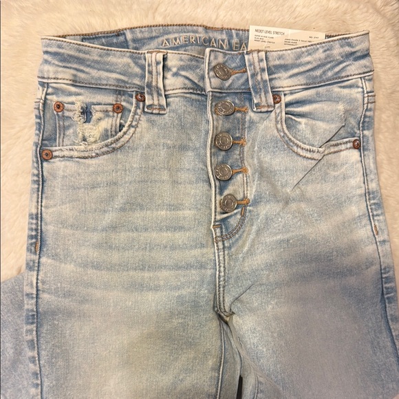 American Eagle Outfitters Light Wash Flare & Wide Leg Jeans - Picture 2 of 2